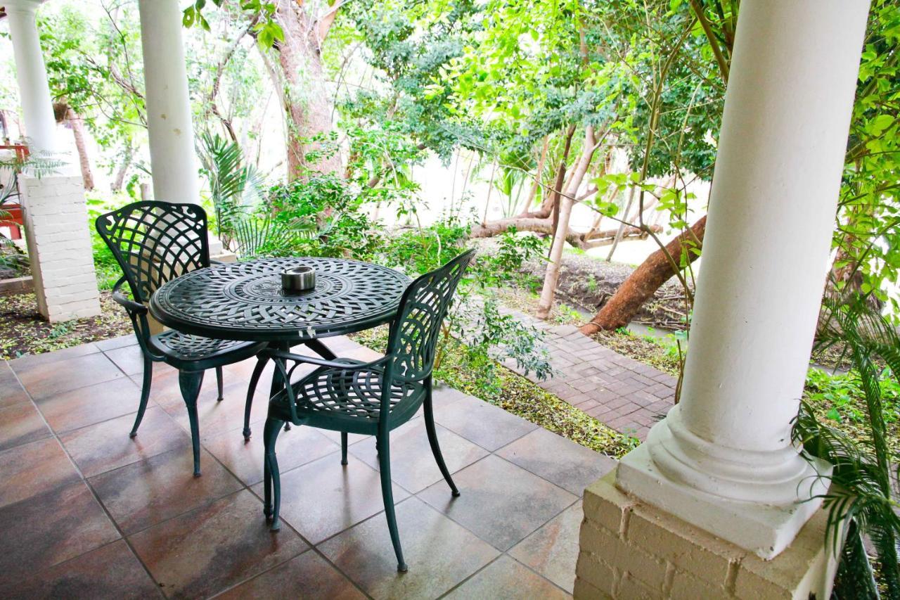 Ikaia River Lodge Keimoes ภายนอก รูปภาพ