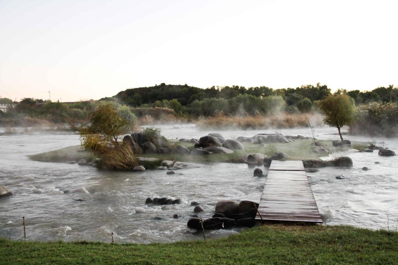 Ikaia River Lodge Keimoes ภายนอก รูปภาพ