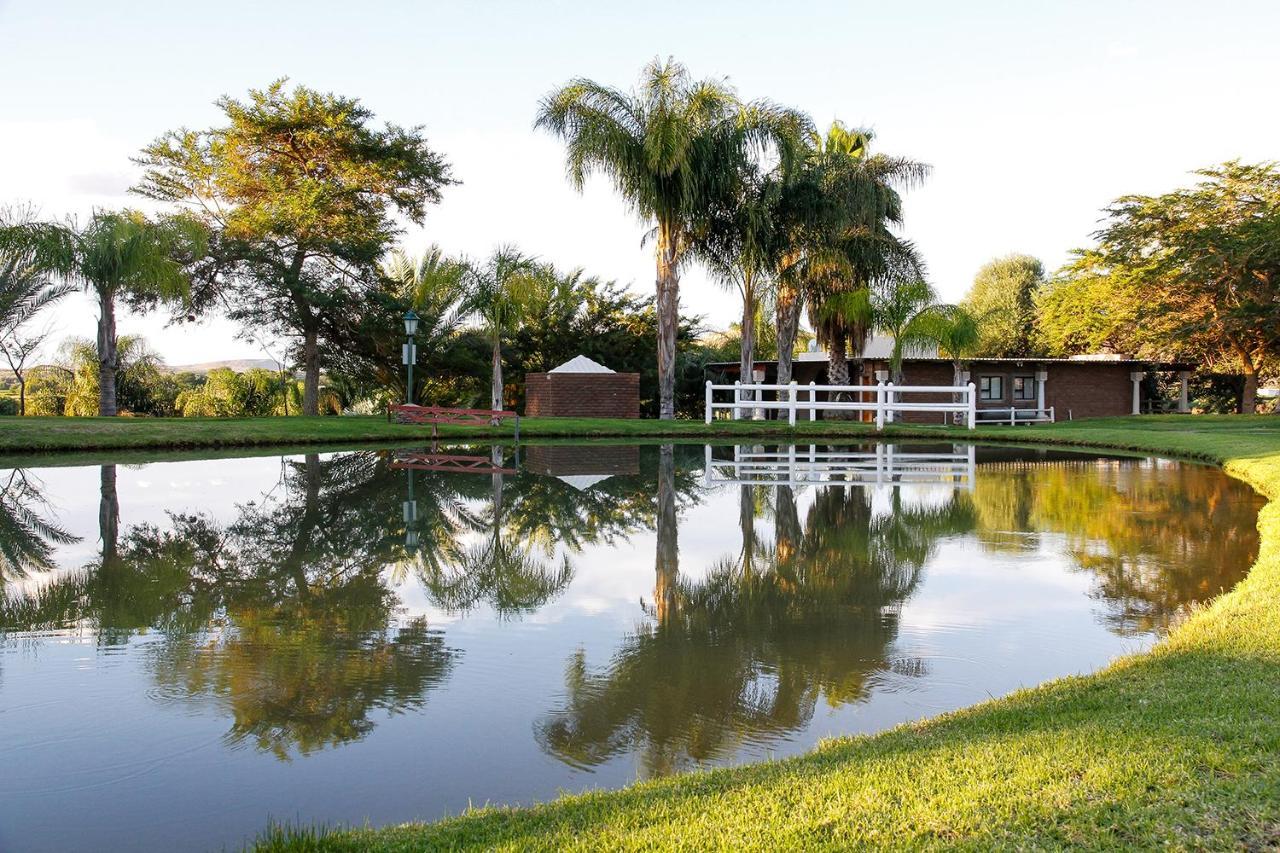 Ikaia River Lodge Keimoes ภายนอก รูปภาพ