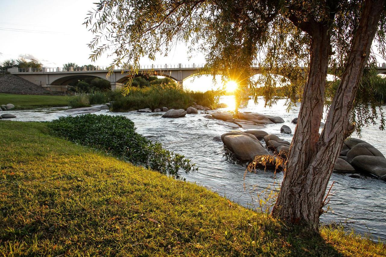 Ikaia River Lodge Keimoes ภายนอก รูปภาพ
